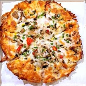 پیتزا قارچ ومرغ بزرگ